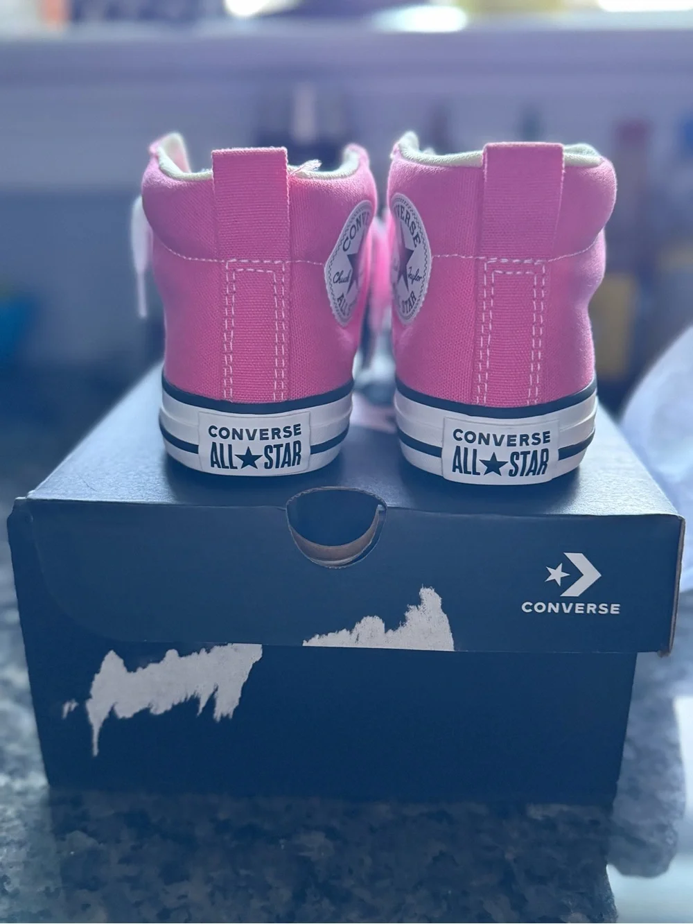 Converse bright pink